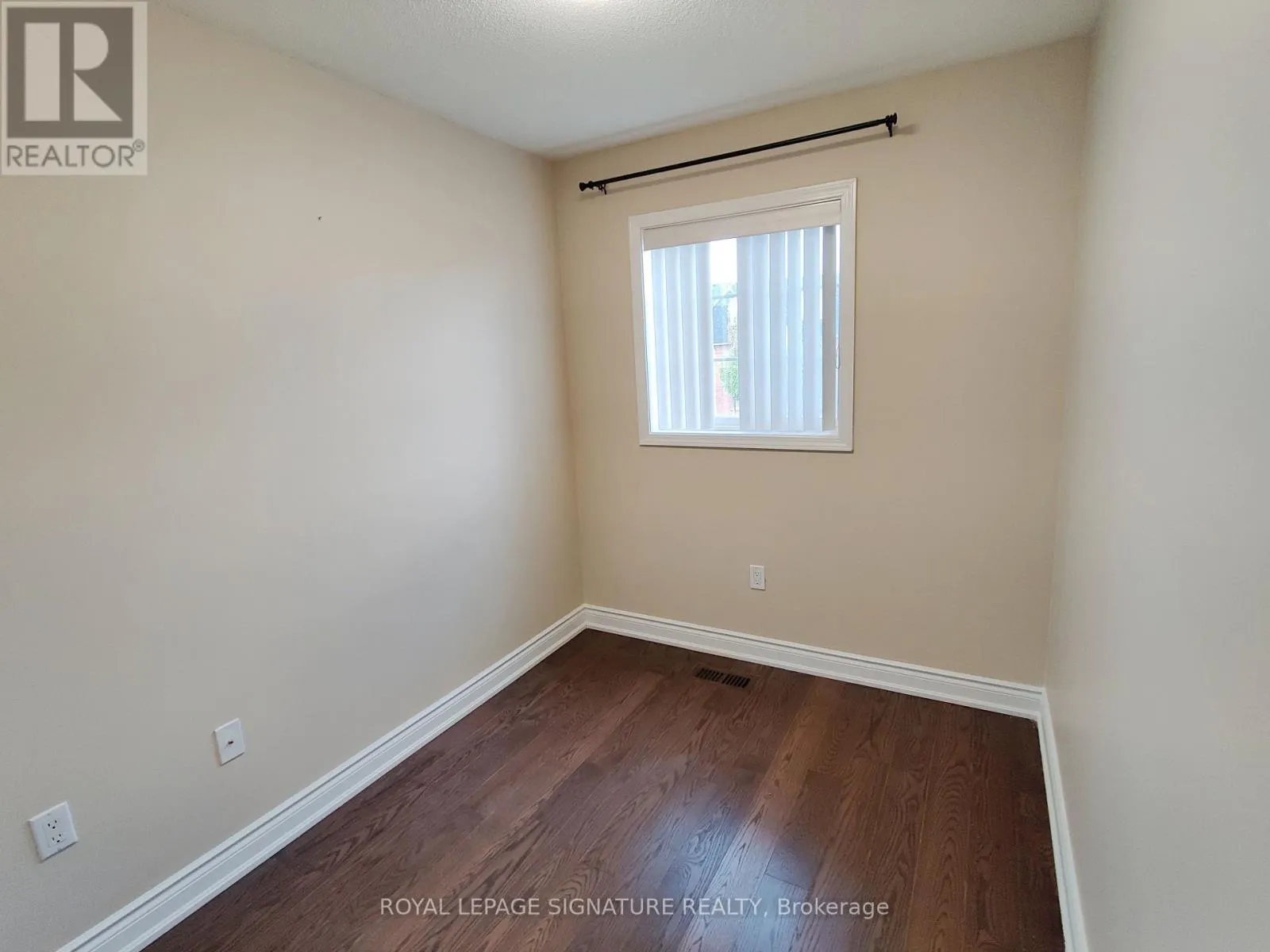 33 - 1525 SOUTH PARADE COURT
