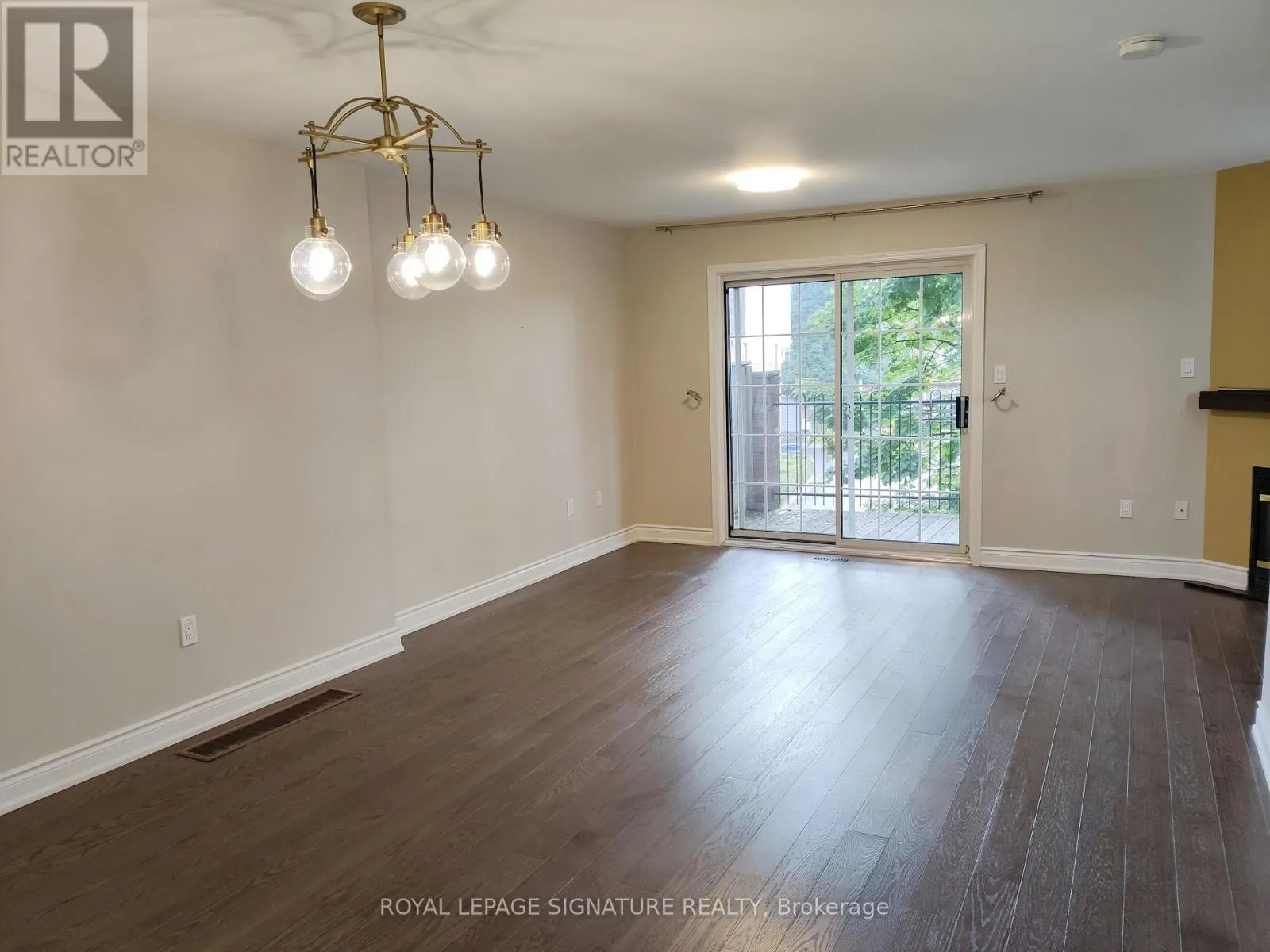 33 - 1525 SOUTH PARADE COURT