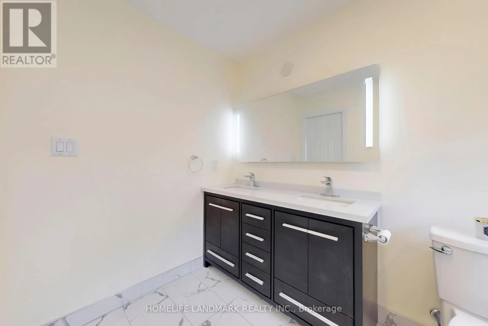 2587 CREDIT VALLEY ROAD