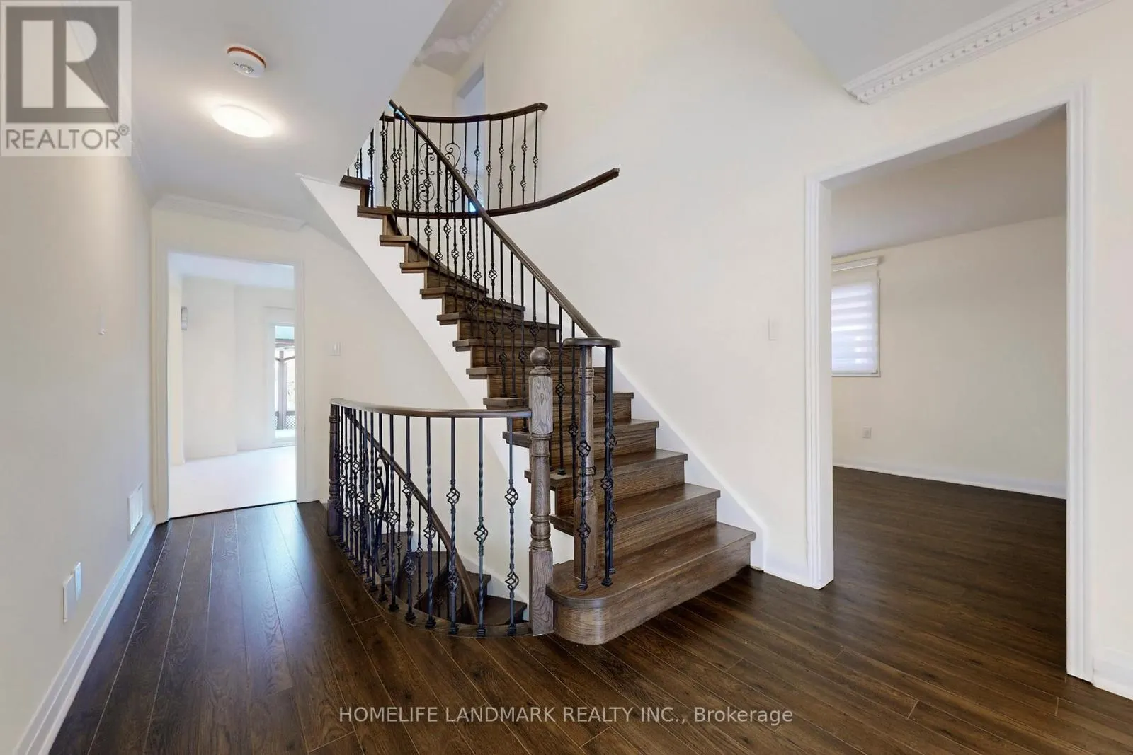 2587 CREDIT VALLEY ROAD