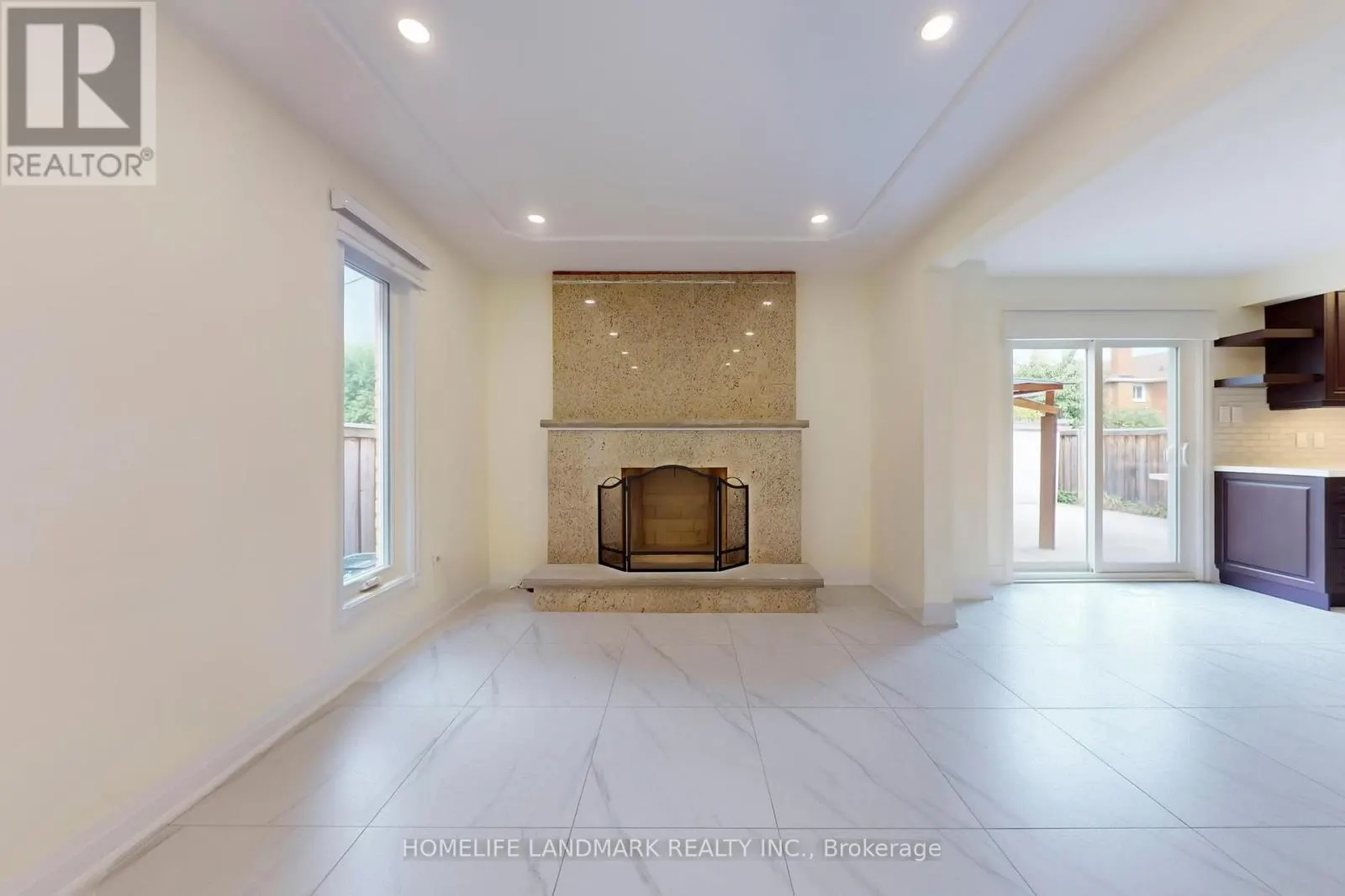 2587 CREDIT VALLEY ROAD