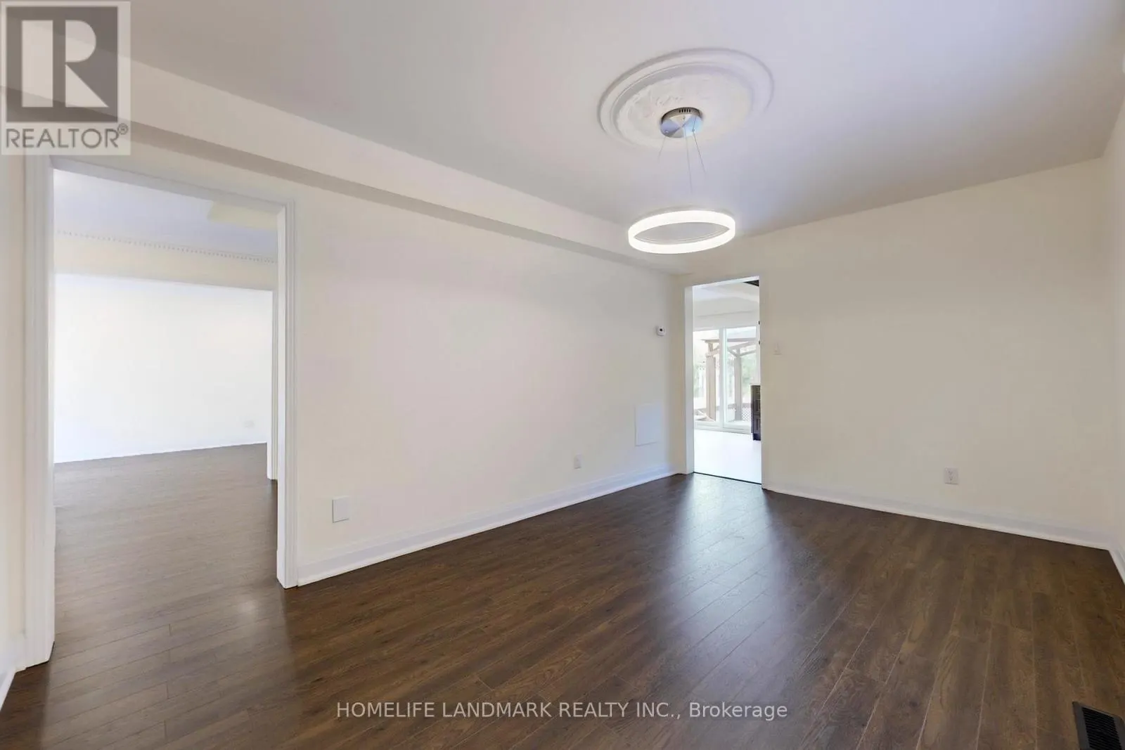 2587 CREDIT VALLEY ROAD