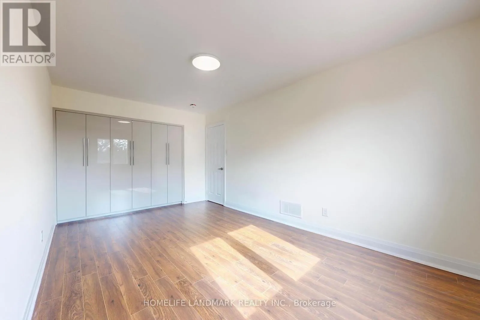 2587 CREDIT VALLEY ROAD
