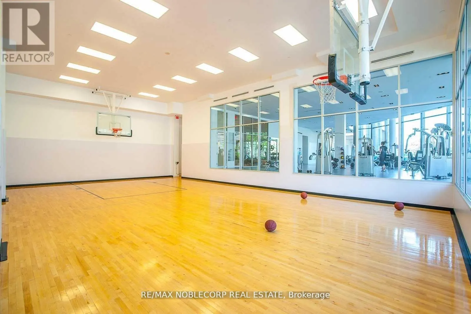 2212 - 88 PARK LAWN ROAD