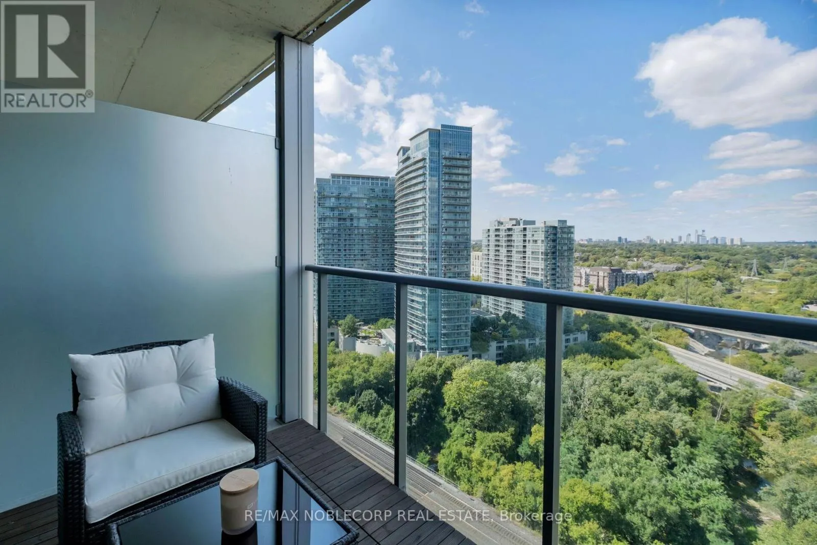 2212 - 88 PARK LAWN ROAD