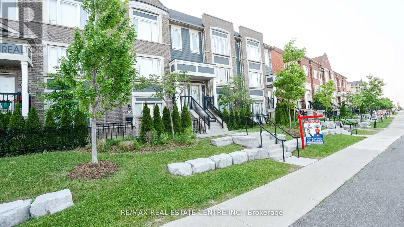 77 - 250 SUNNY MEADOW BOULEVARD