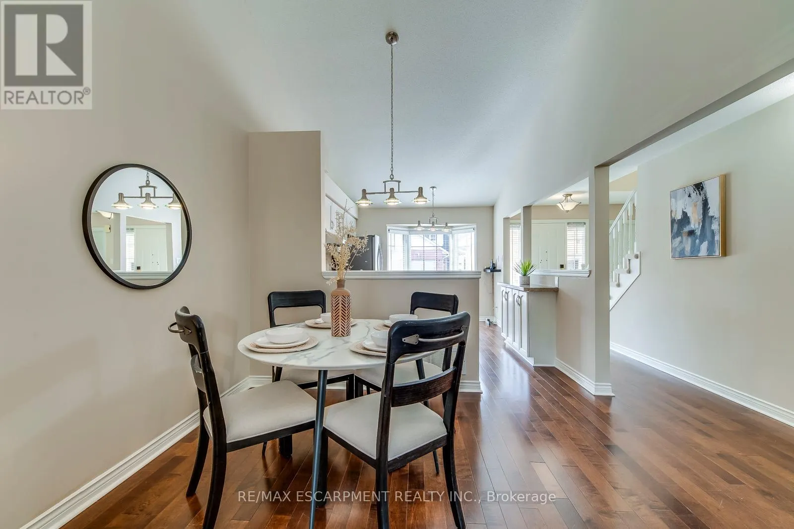 15 - 2435 WOODWARD AVENUE