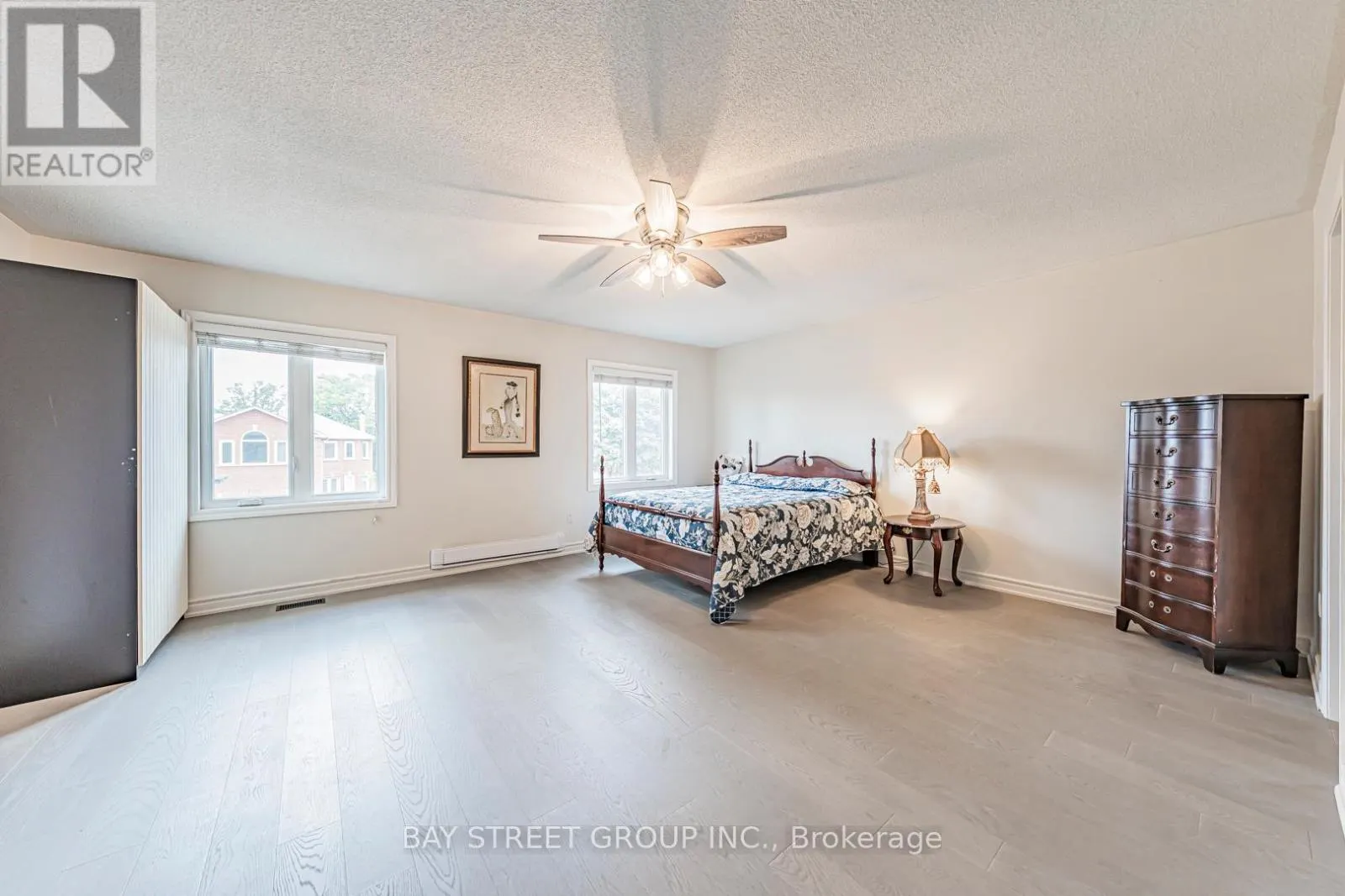 2524 PAULA COURT