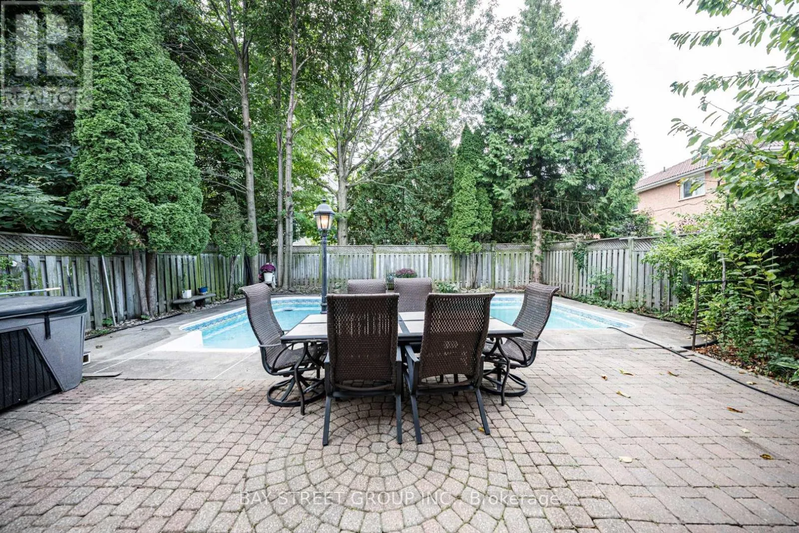 2524 PAULA COURT
