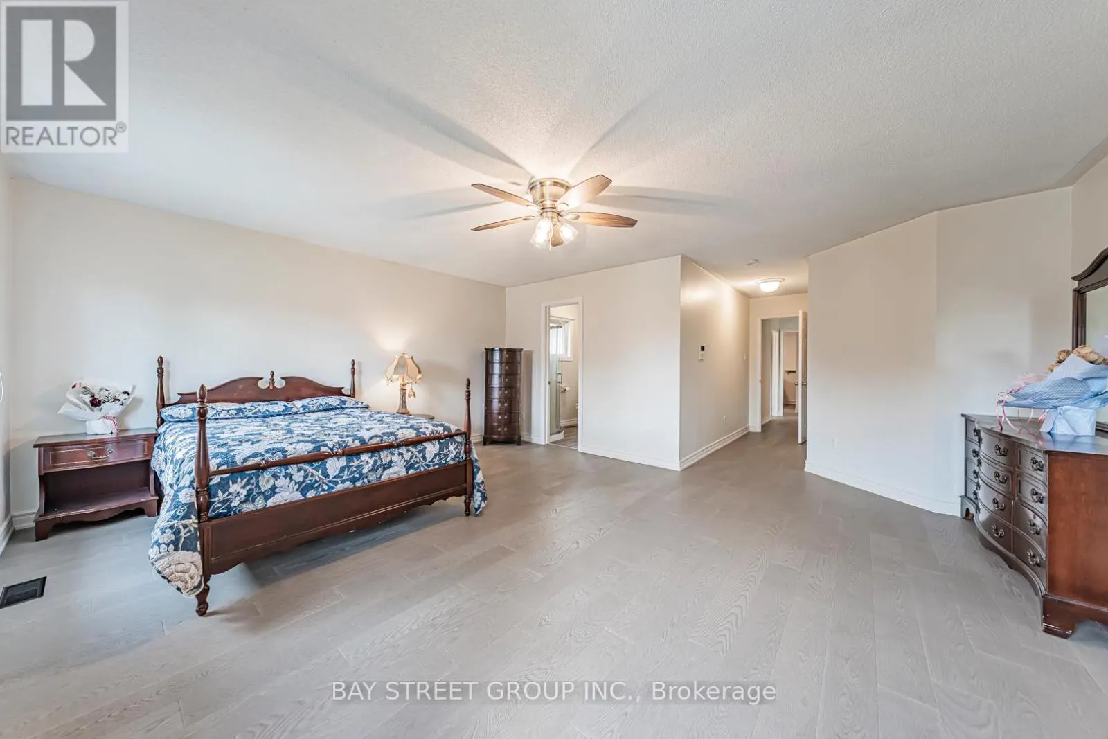 2524 PAULA COURT