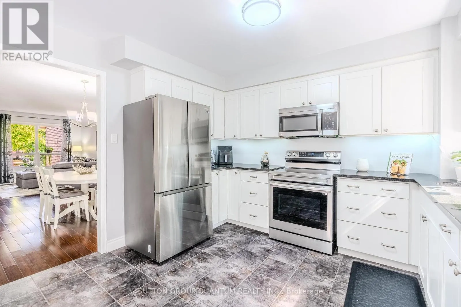 1237 BLACKBURN DRIVE