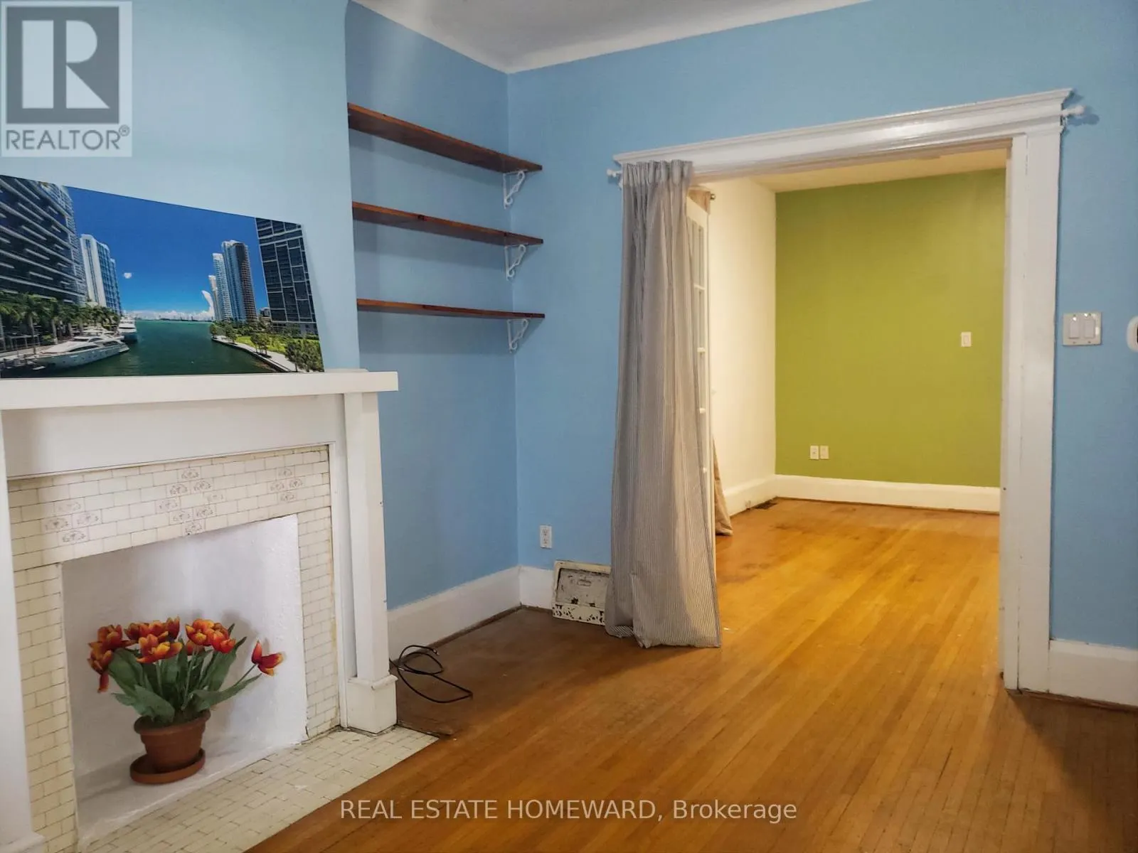 A - 1ST FLR - 687 DUPONT STREET