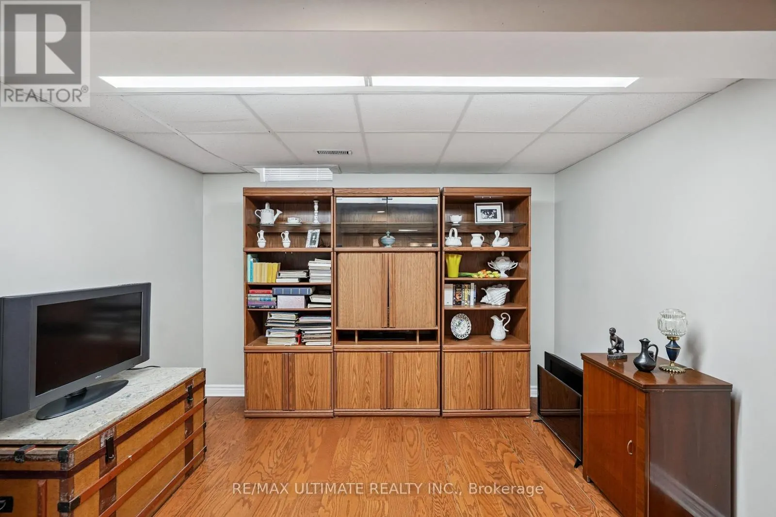 961 FOCAL ROAD