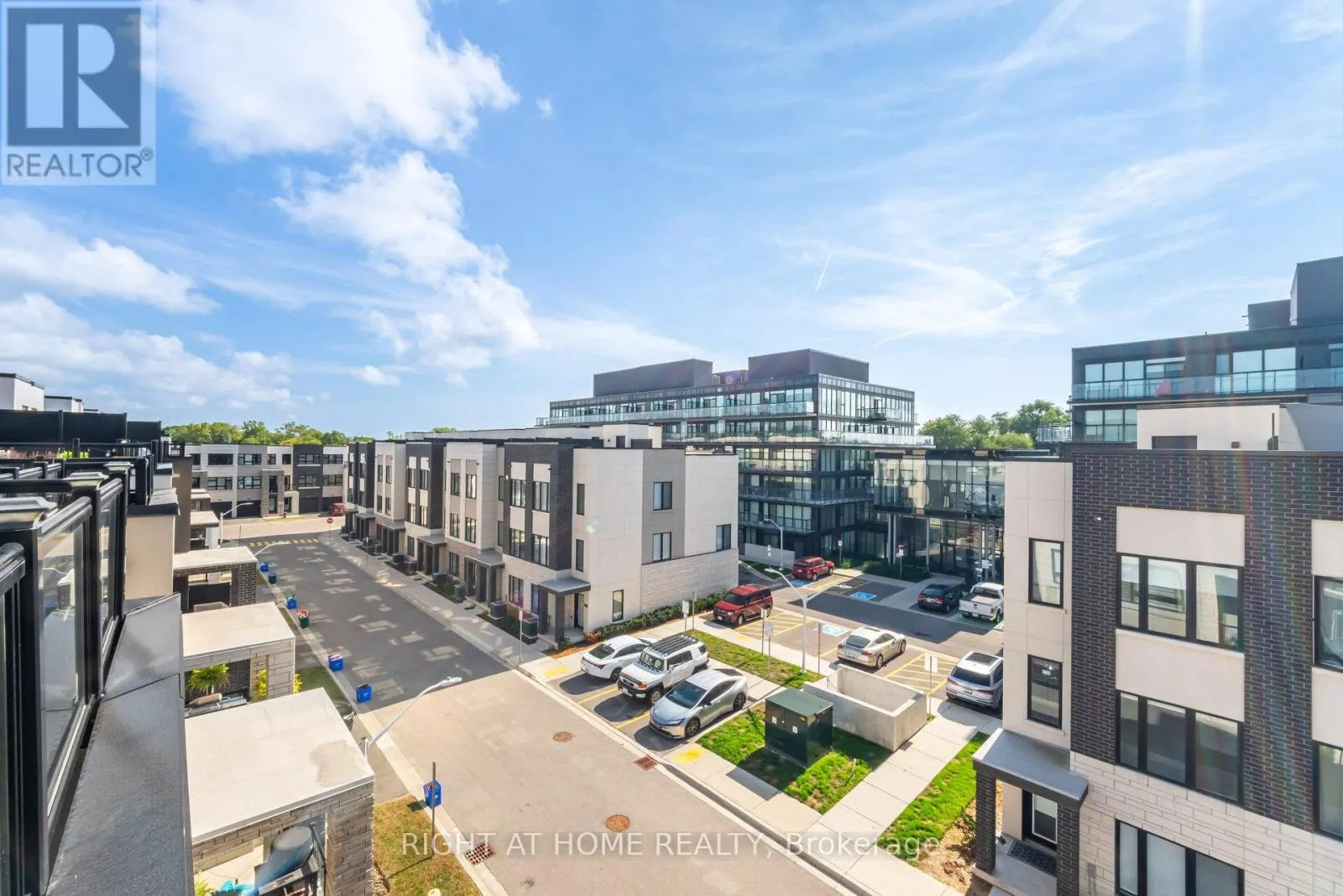 52 - 1121 COOKE BOULEVARD