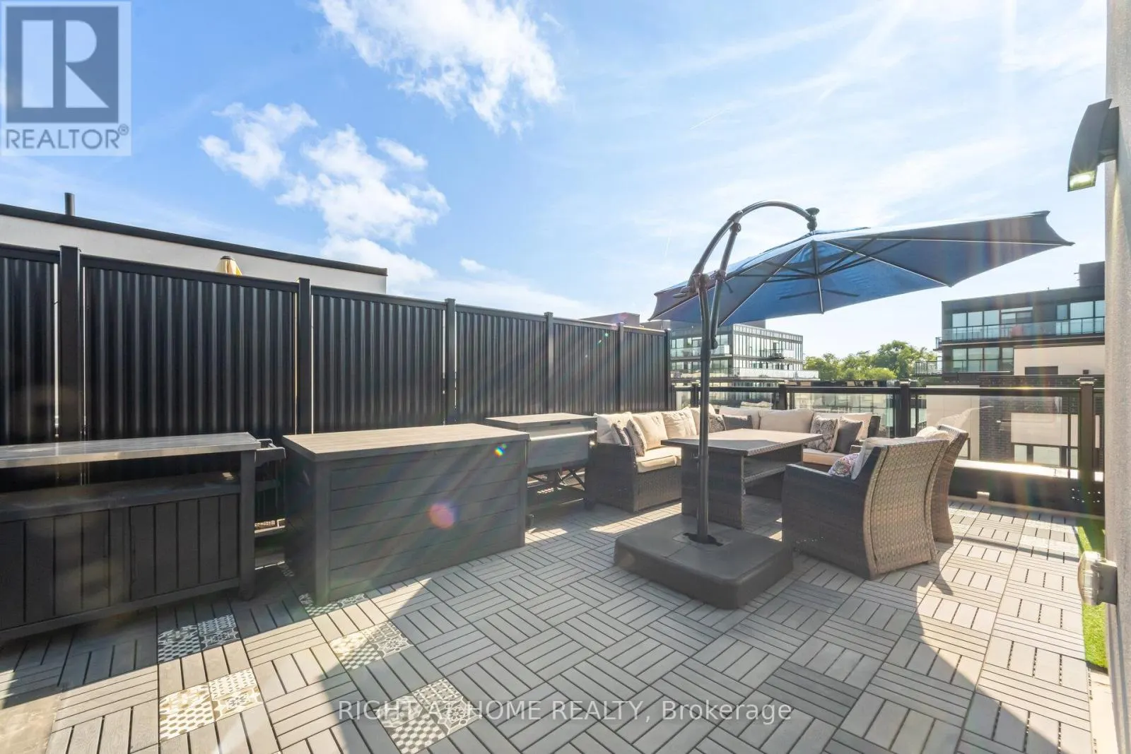 52 - 1121 COOKE BOULEVARD