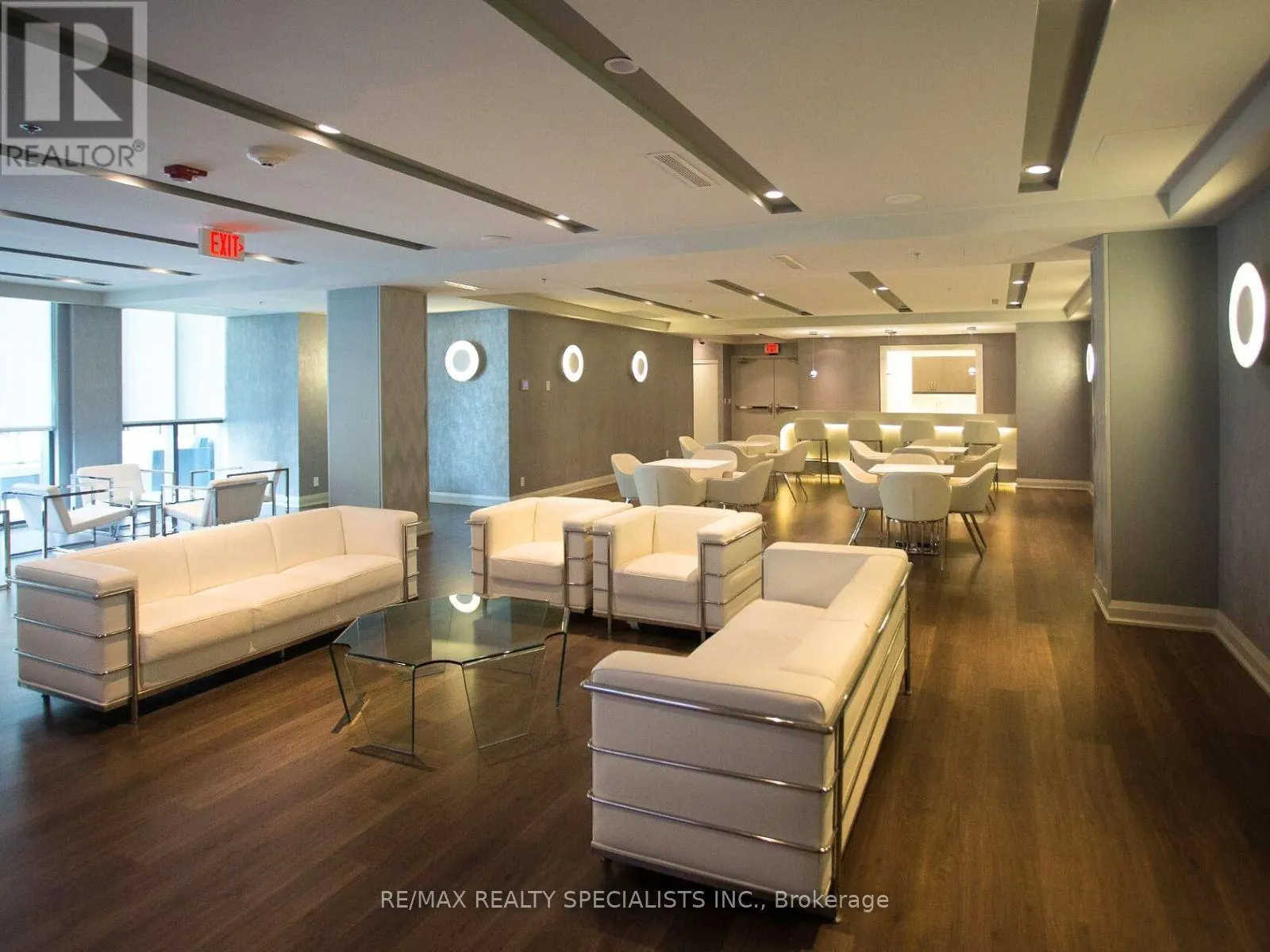 1015 - 80 ESTHER LORRIE DRIVE