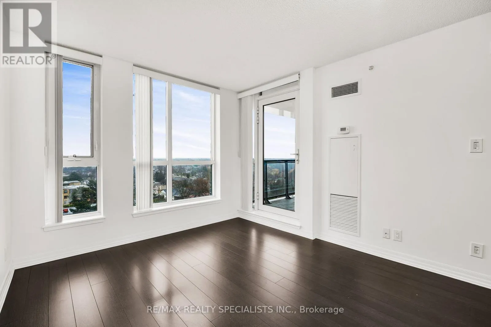 1015 - 80 ESTHER LORRIE DRIVE
