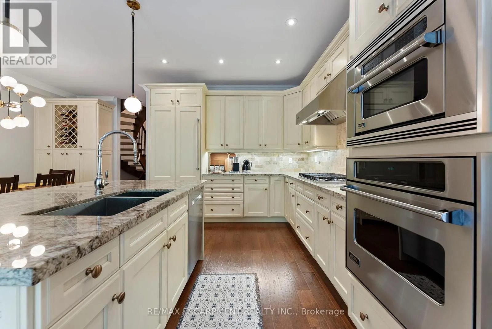 3143 WATERCLIFFE COURT