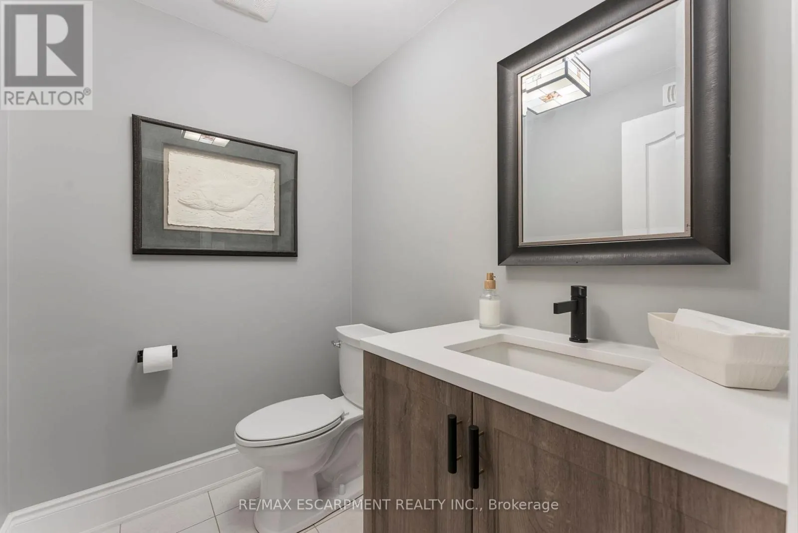 3143 WATERCLIFFE COURT