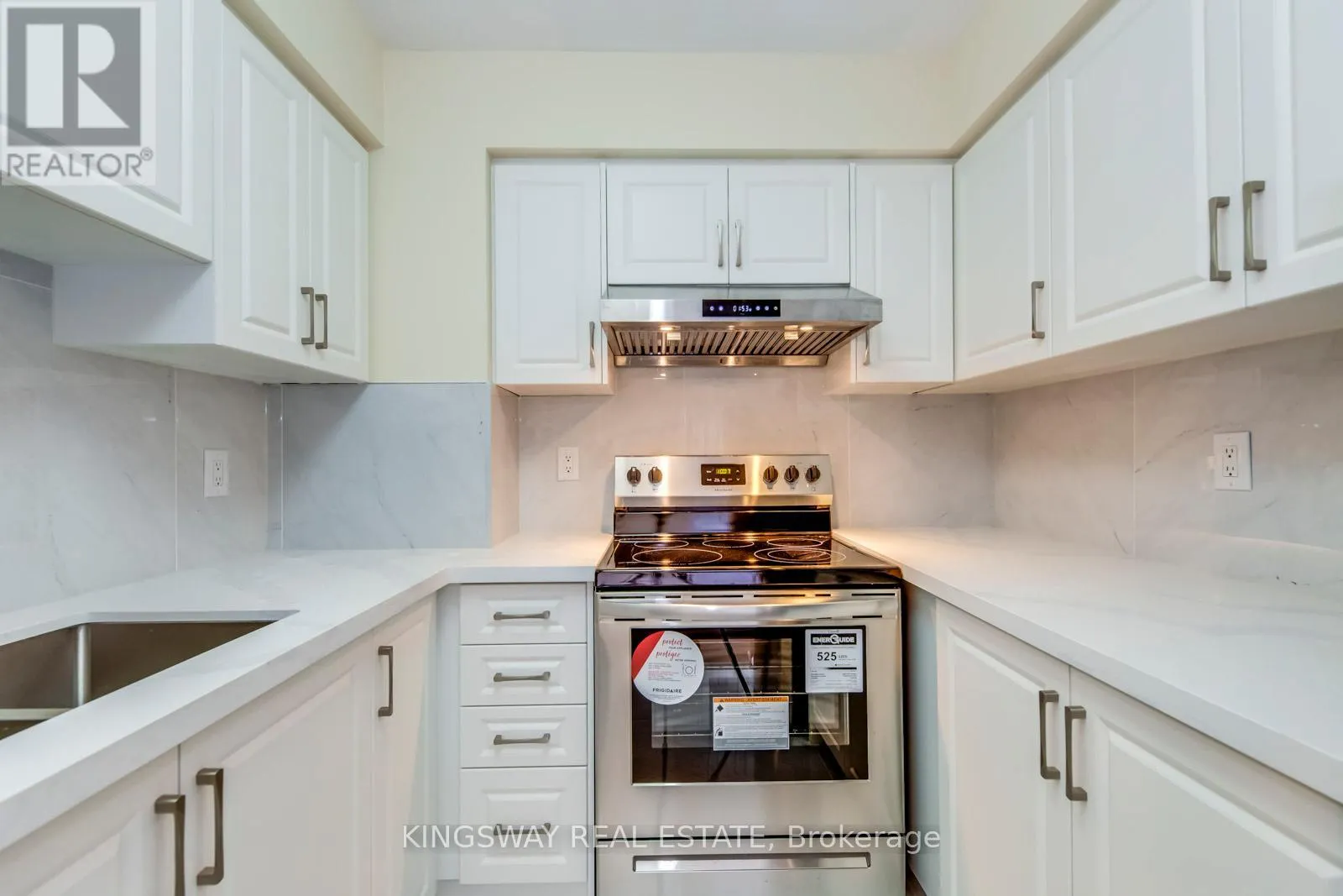 708 - 35 KINGSBRIDGE GARDEN CIRCLE