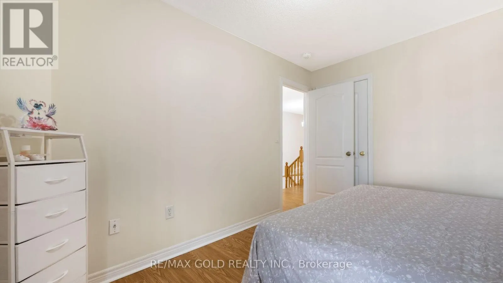 68 DEWRIDGE COURT