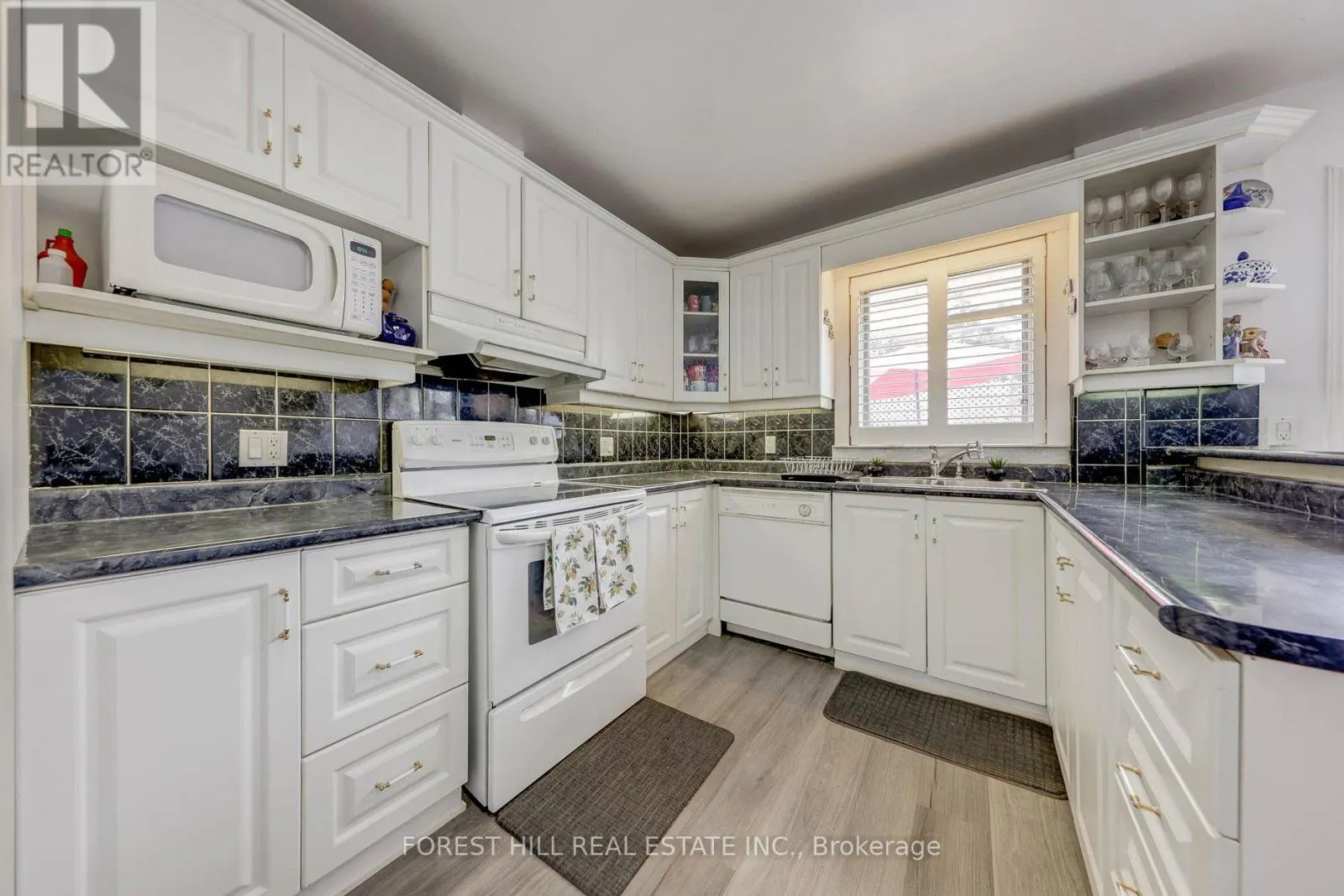 89 PORTAGE AVENUE