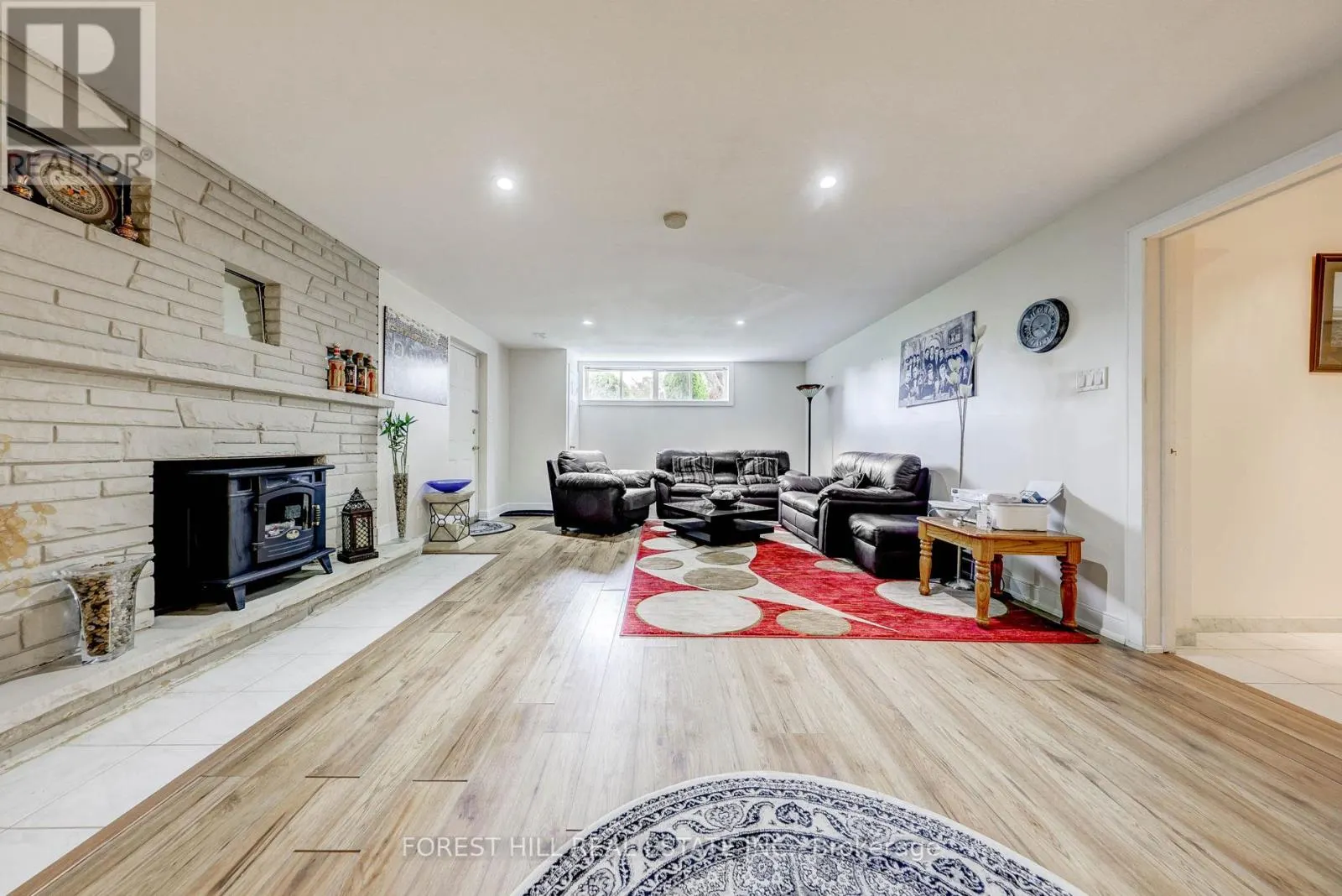 89 PORTAGE AVENUE