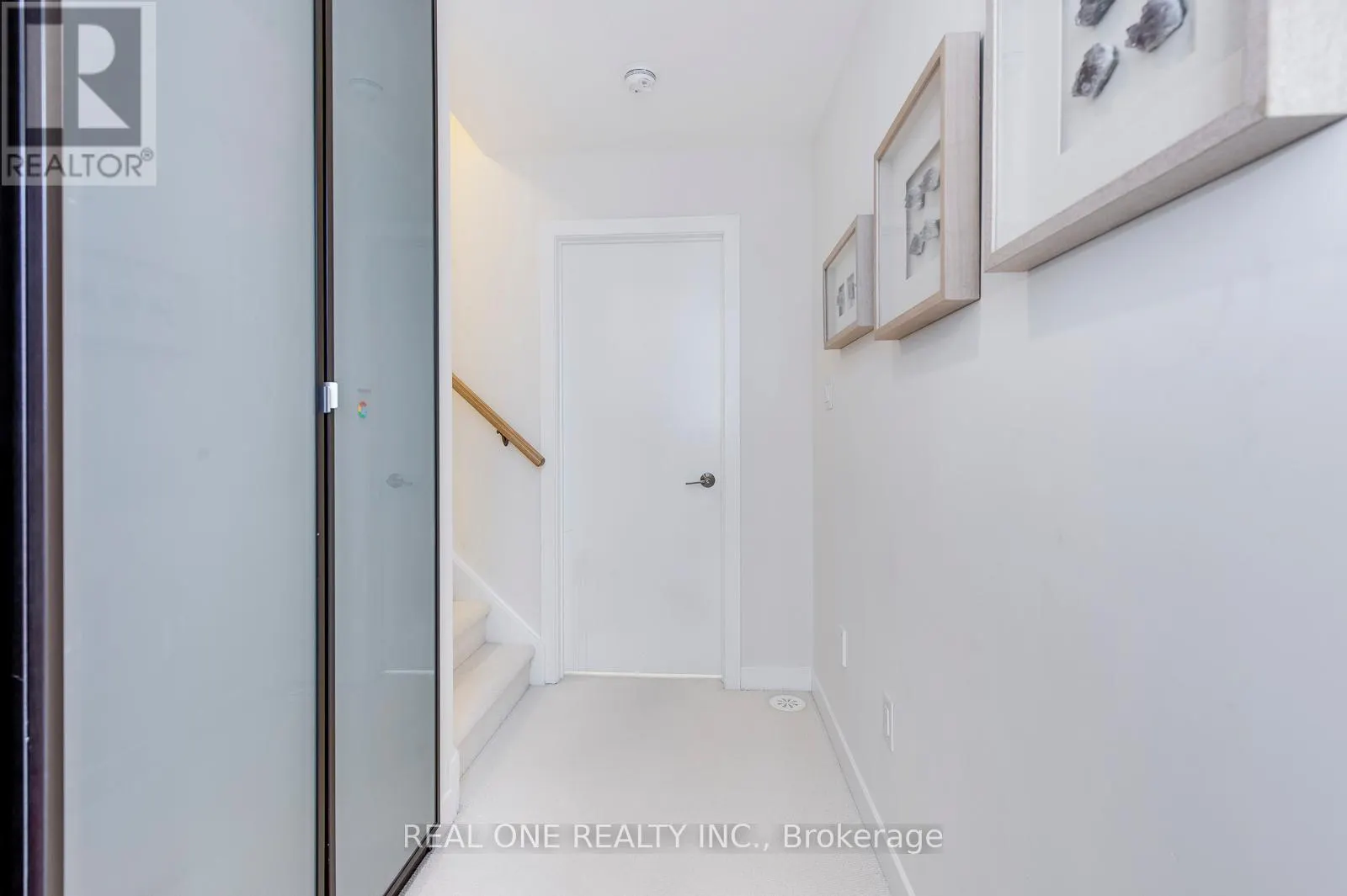 1 - 4030 PARKSIDE VILLAGE DRIVE