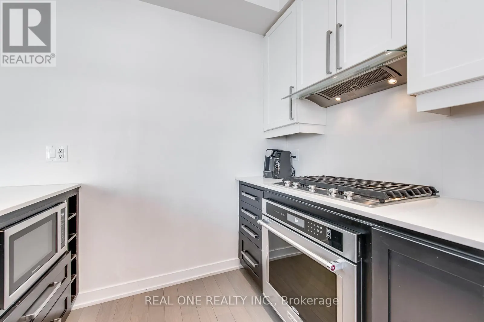 1 - 4030 PARKSIDE VILLAGE DRIVE