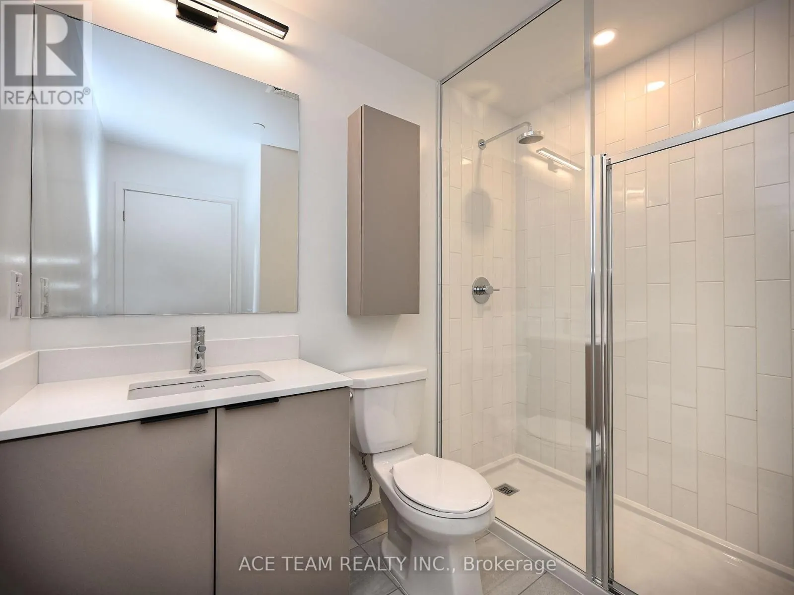1404 - 2485 EGLINTON AVENUE W