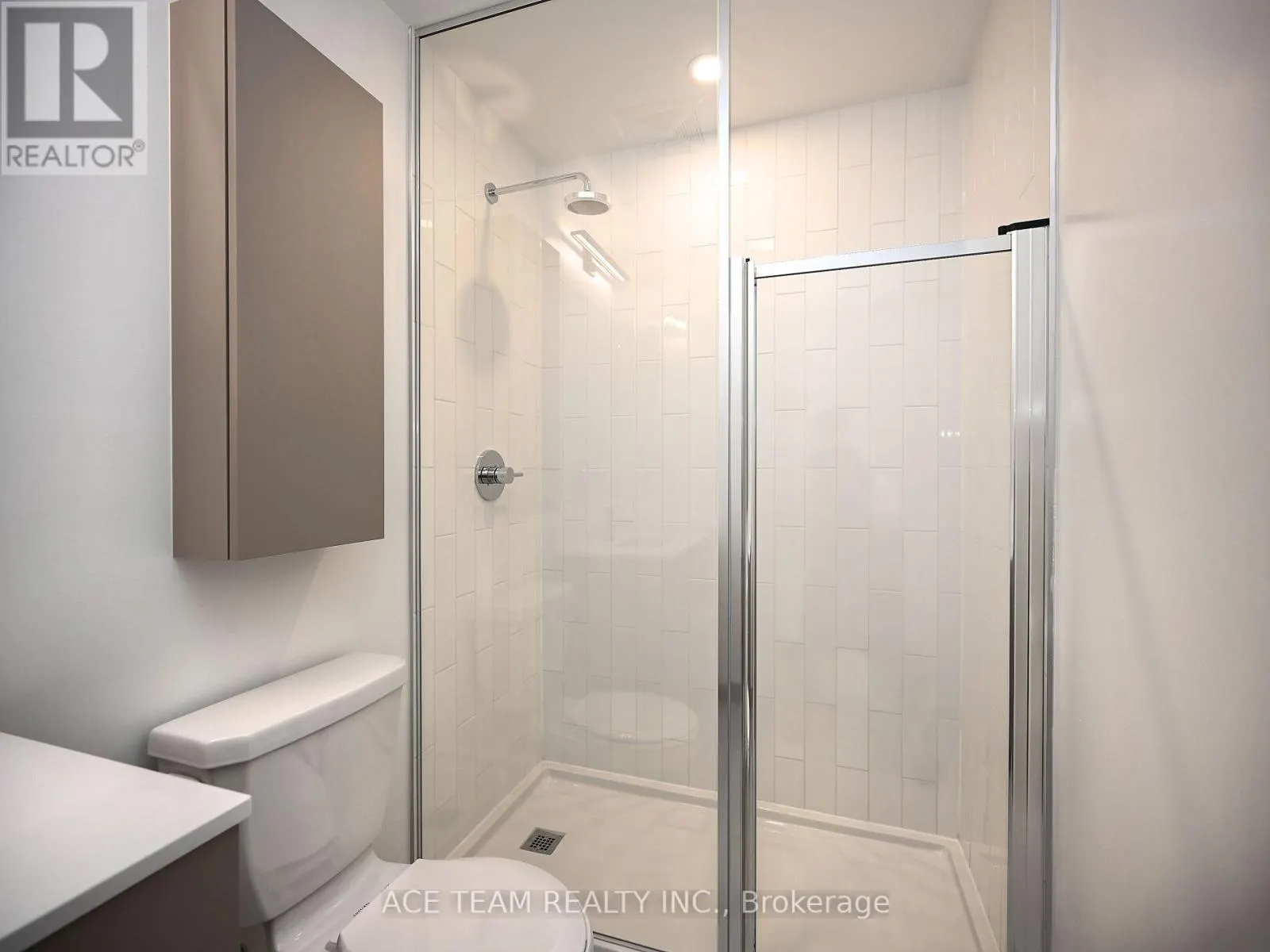 1404 - 2485 EGLINTON AVENUE W