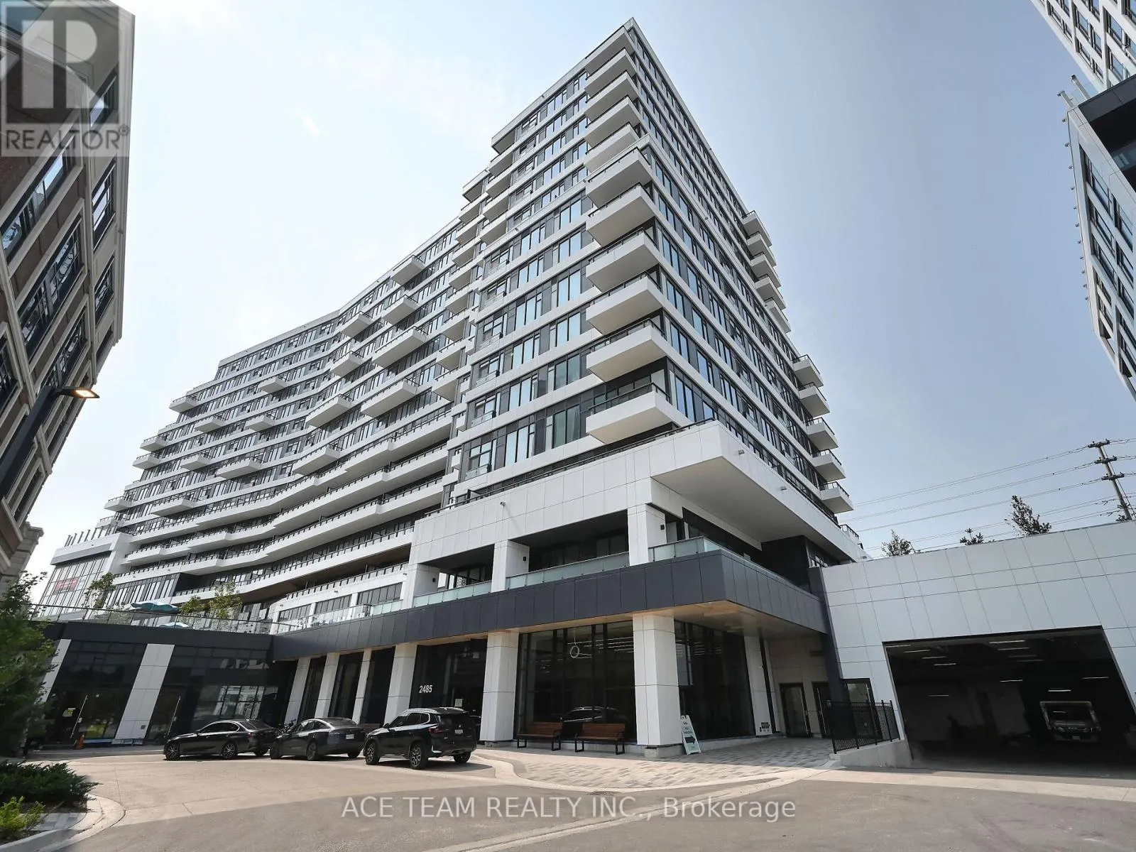 1404 - 2485 EGLINTON AVENUE W