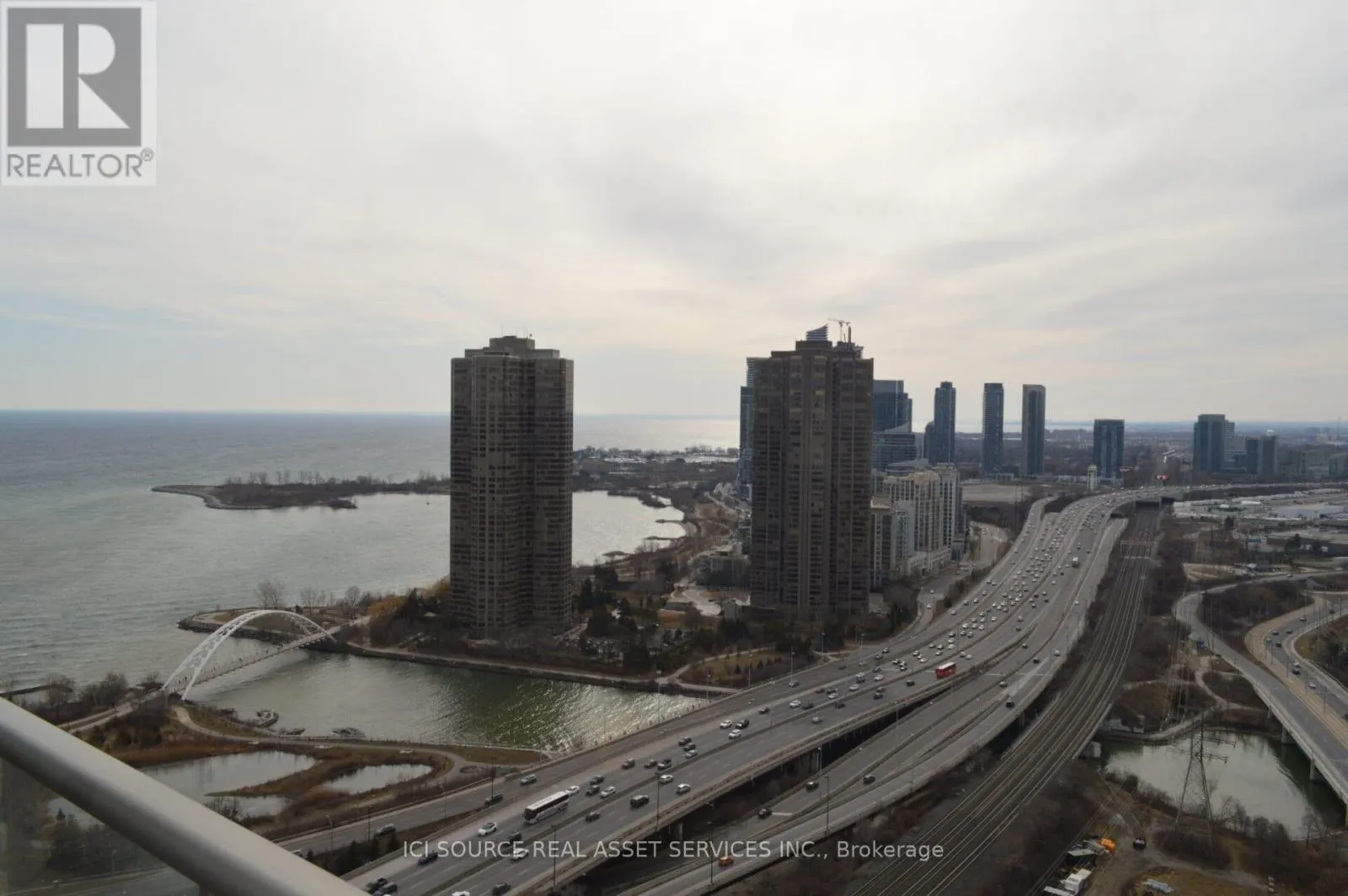3409 - 105 THE QUEENSWAY