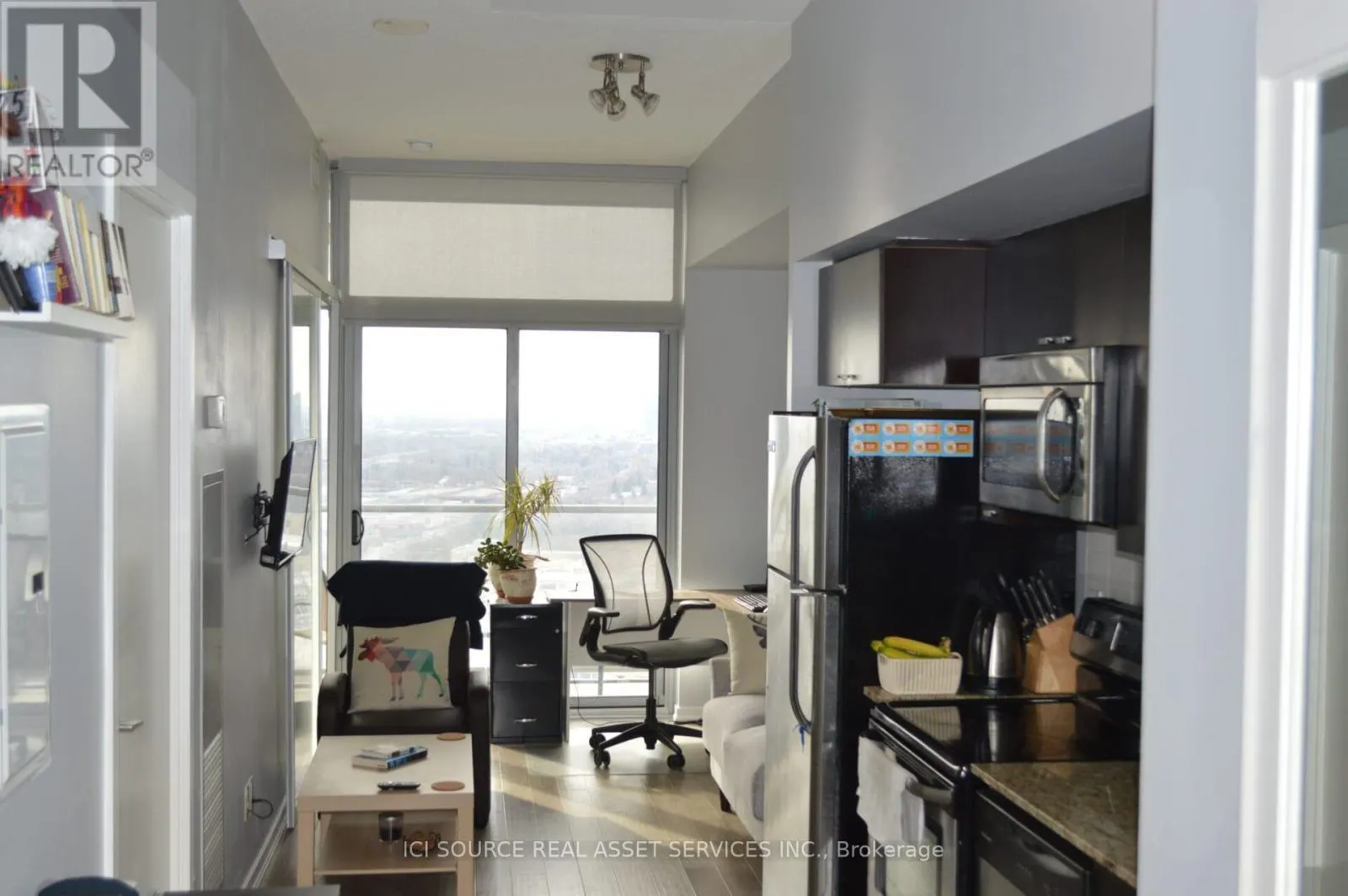 3409 - 105 THE QUEENSWAY