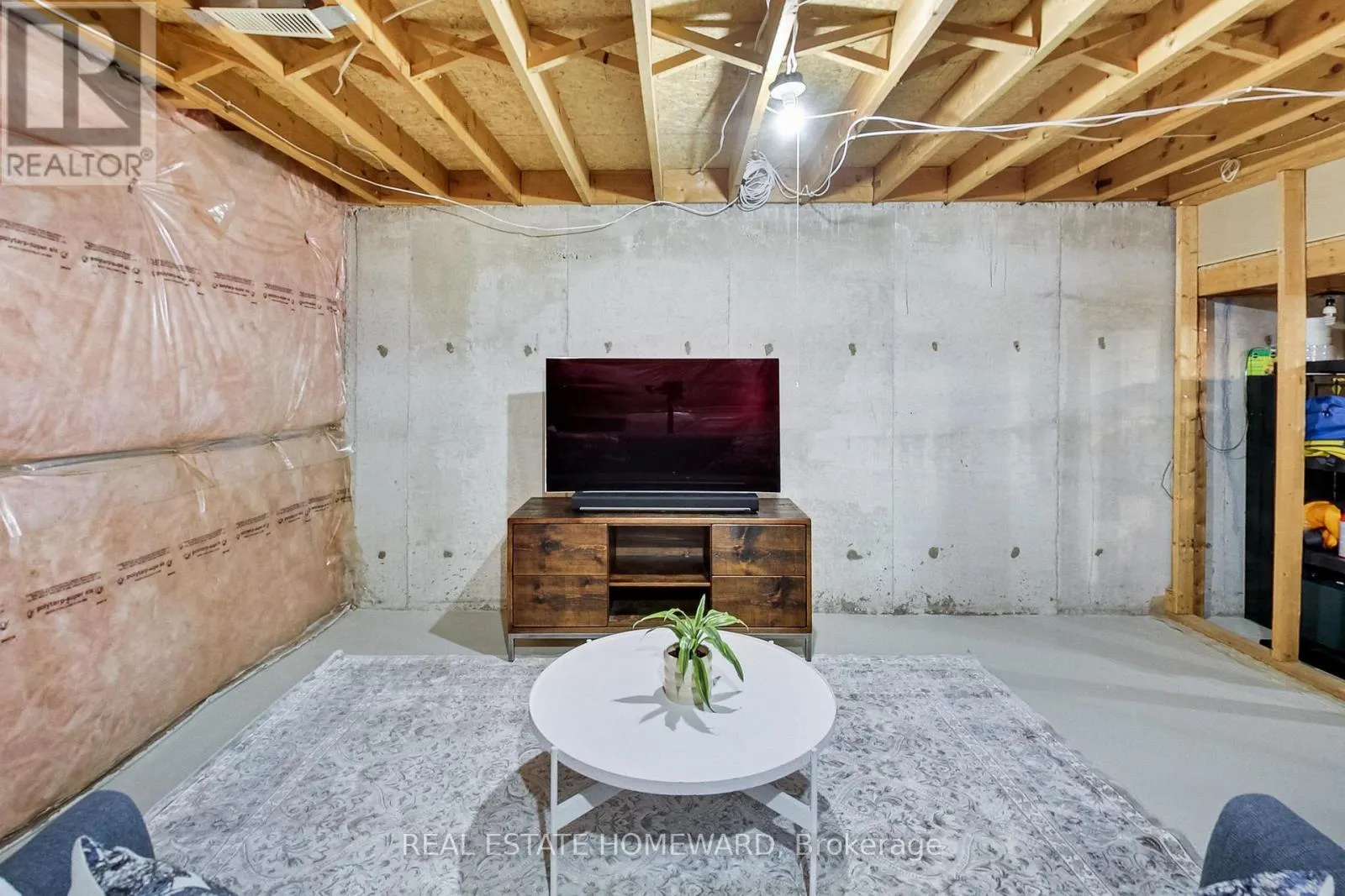 2241 DALE RIDGE DRIVE