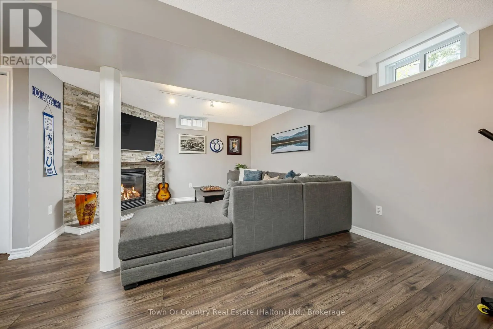 574 LAURIER AVENUE