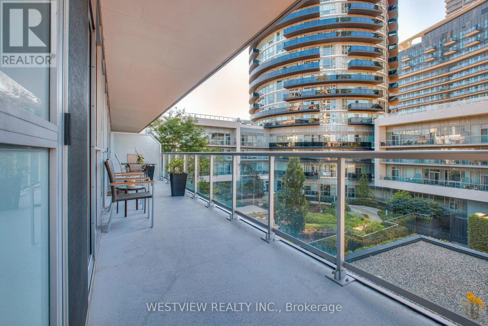 311 - 80 MARINE PARADE DRIVE