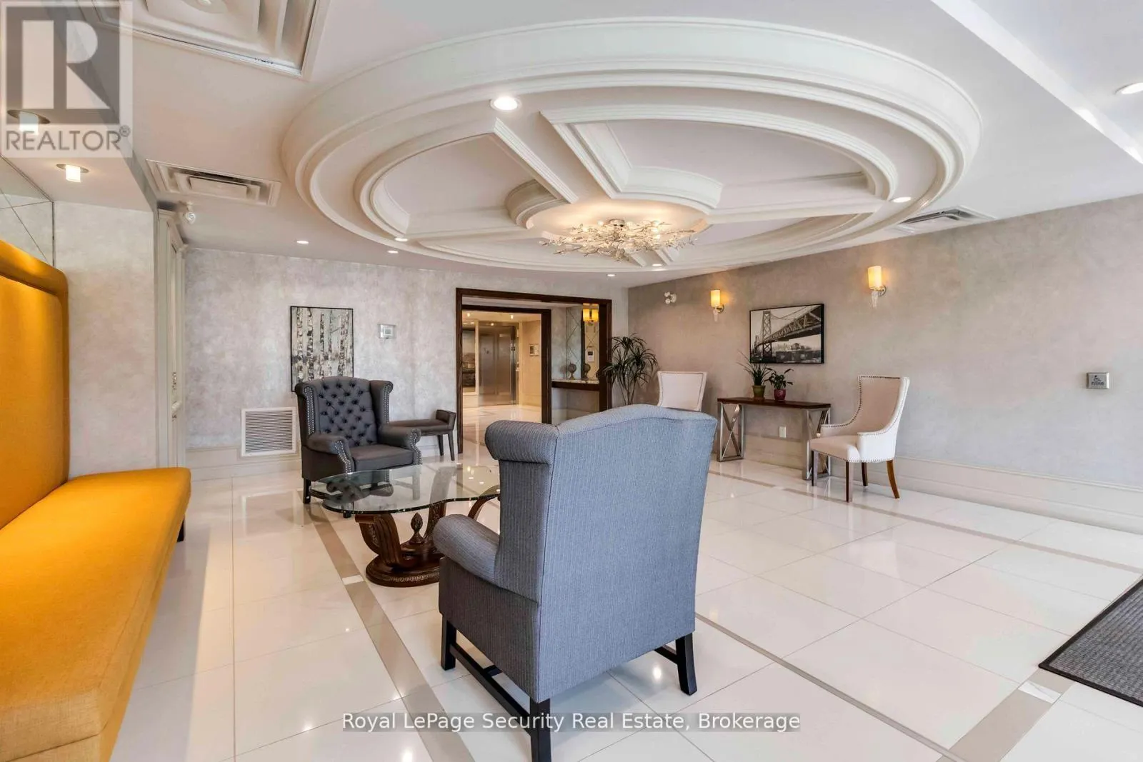 210 - 50 VIA ROSEDALE WAY