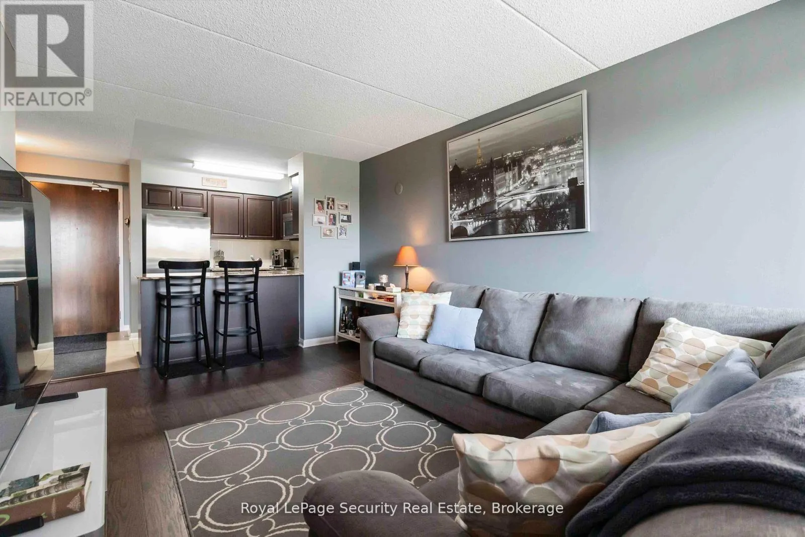 210 - 50 VIA ROSEDALE WAY