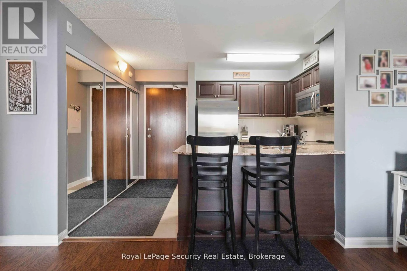 210 - 50 VIA ROSEDALE WAY