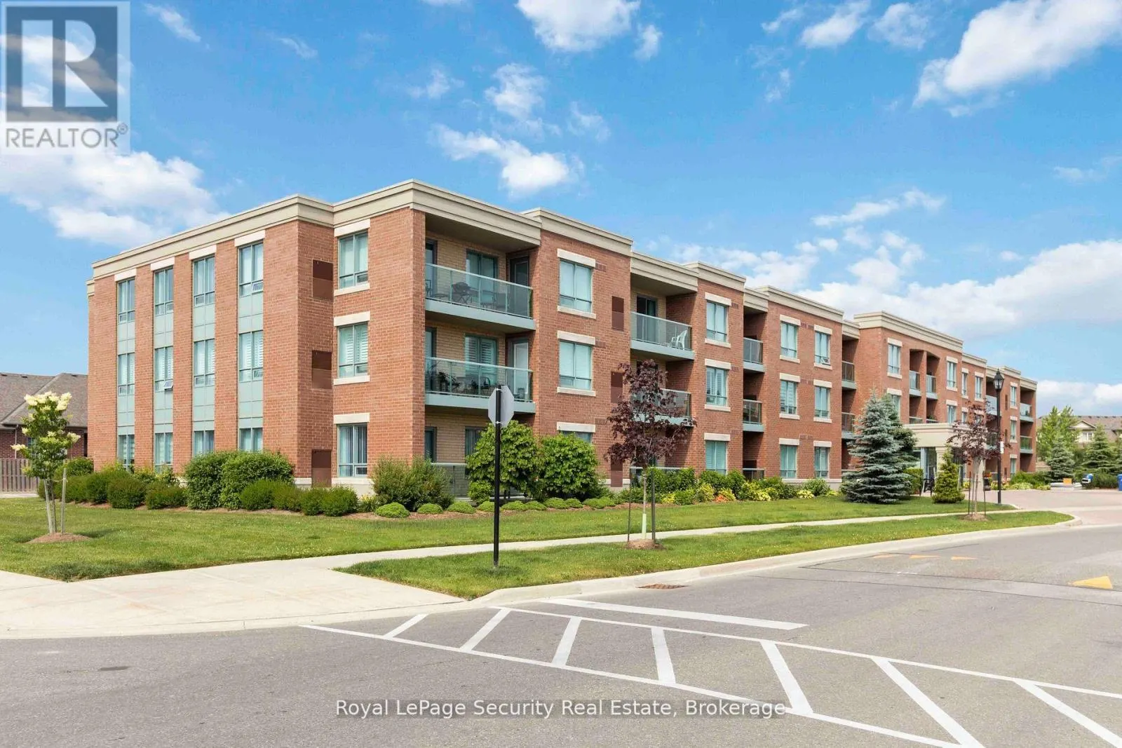 210 - 50 VIA ROSEDALE WAY
