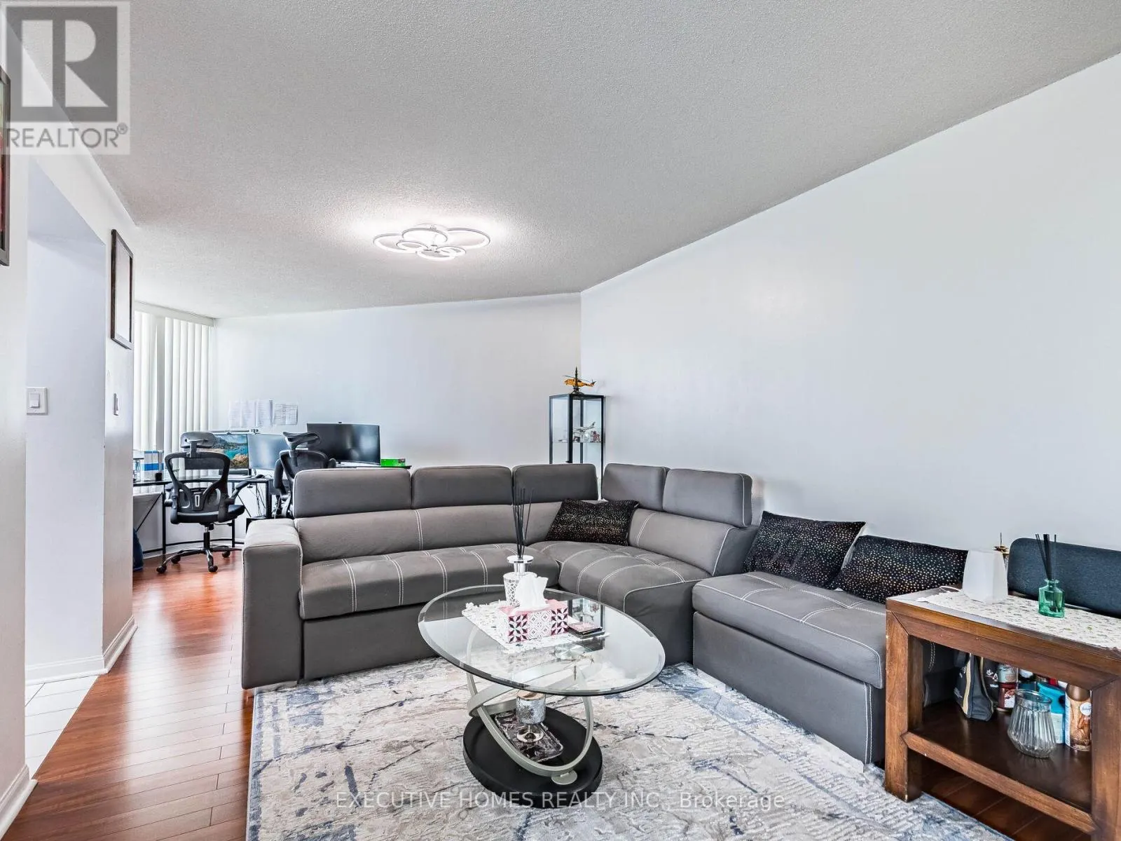 2702 - 550 WEBB DRIVE