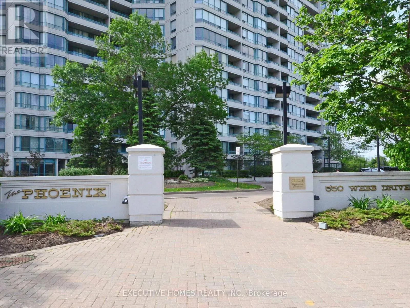 2702 - 550 WEBB DRIVE