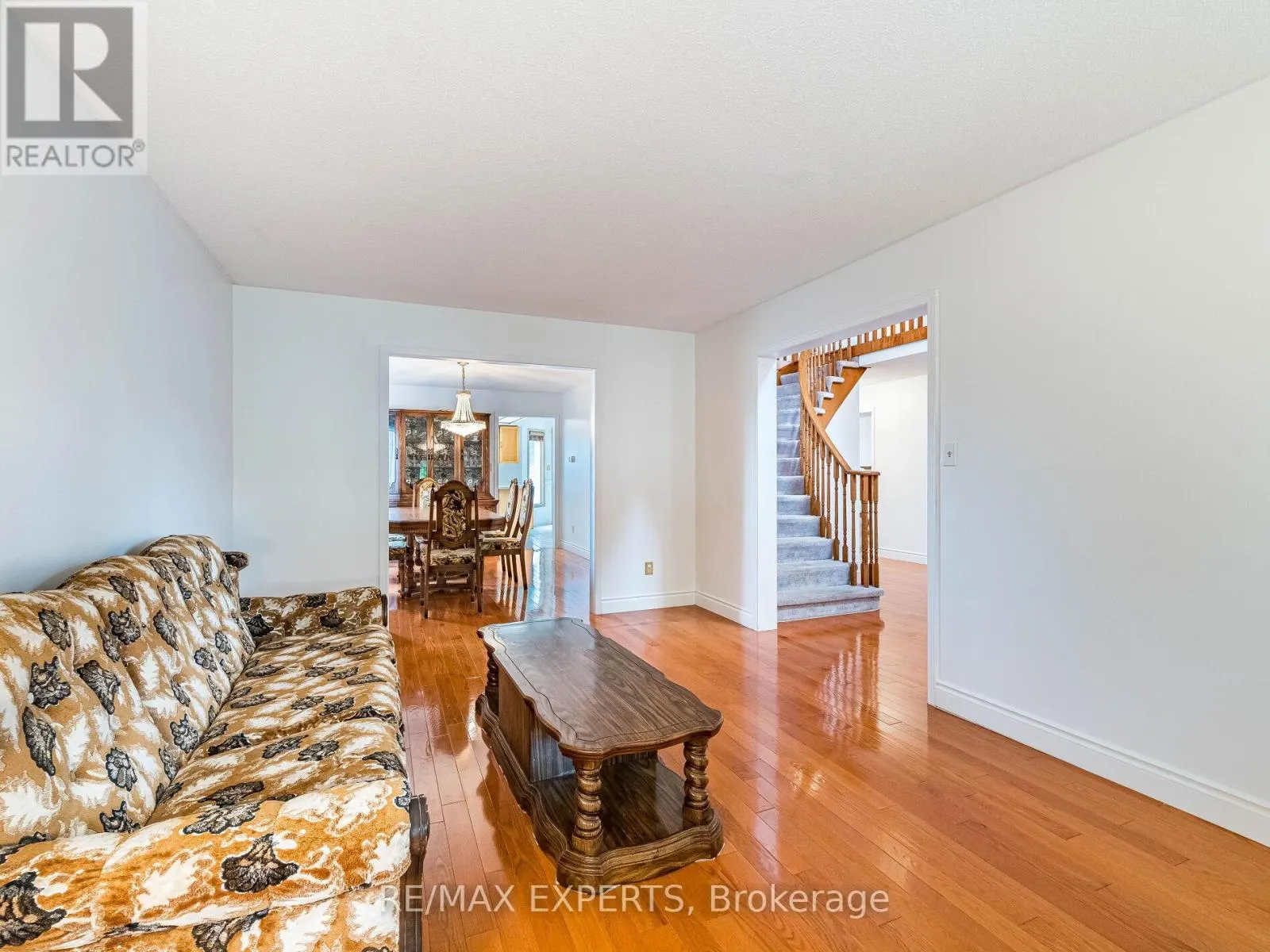 31 MCCABE CRESCENT
