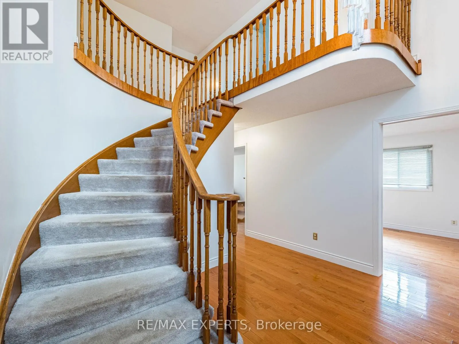 31 MCCABE CRESCENT