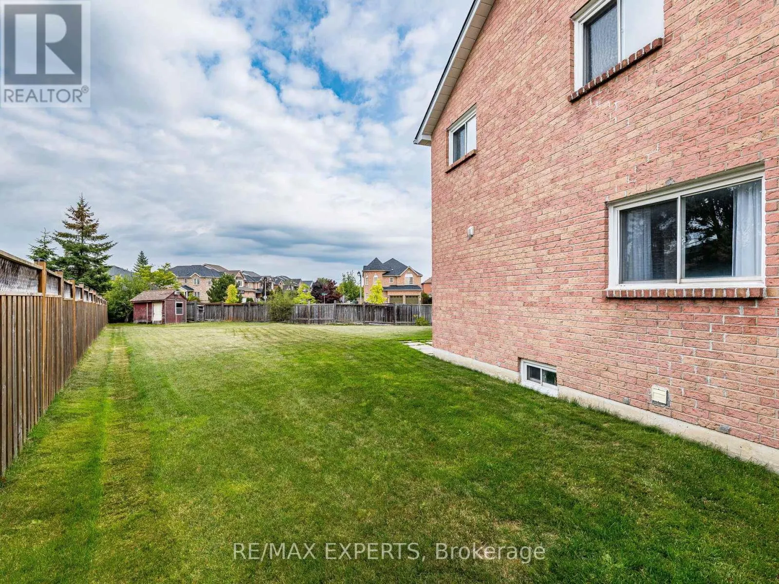 31 MCCABE CRESCENT