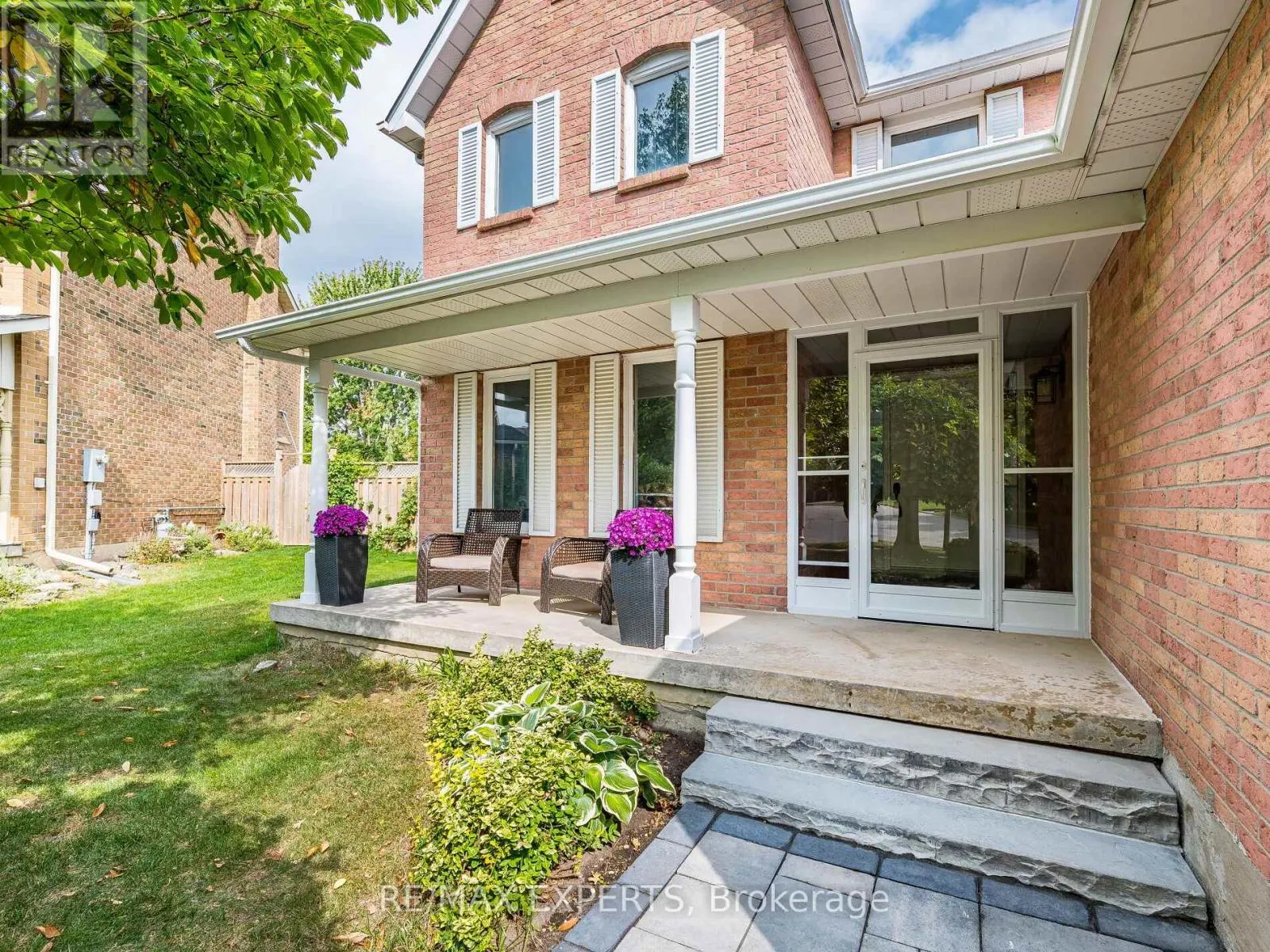 31 MCCABE CRESCENT