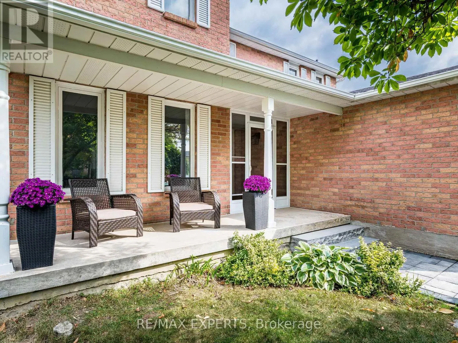 31 MCCABE CRESCENT