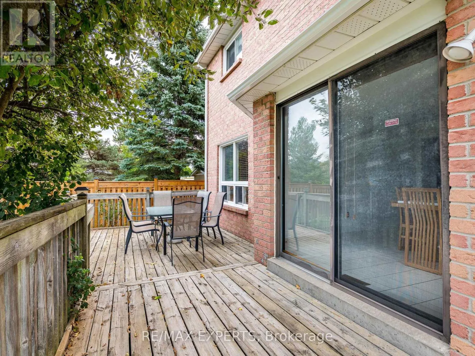 31 MCCABE CRESCENT