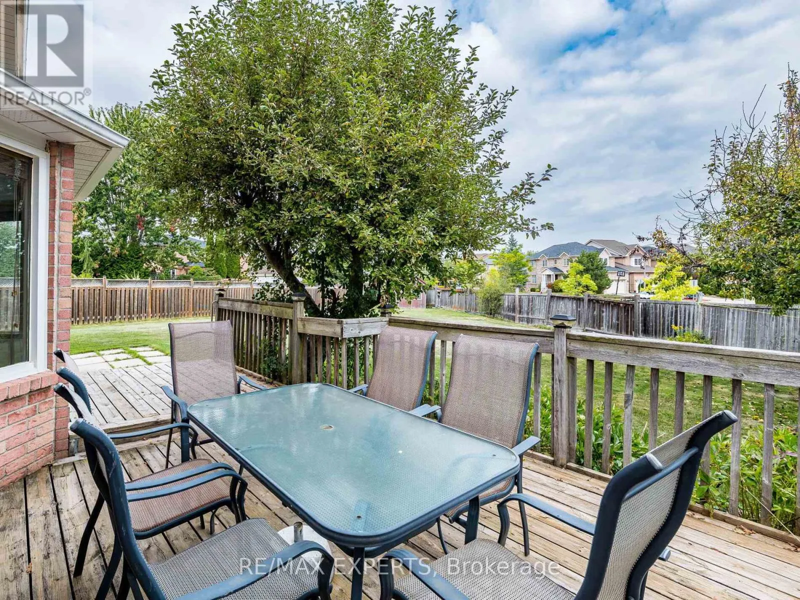 31 MCCABE CRESCENT